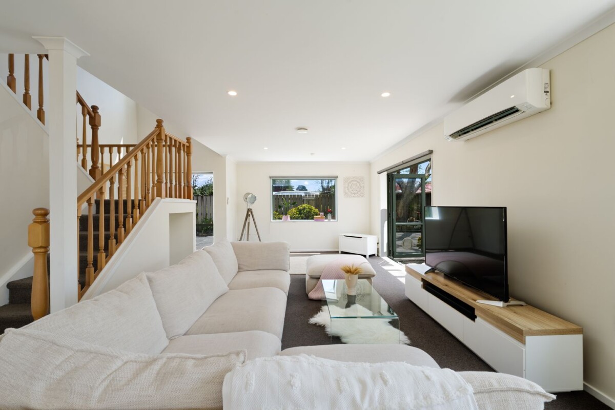 Relocating Vendors, 3 beds house, in one of Henderson’s most loved pockets, 33 Woodford Avenue, Henderson, Auckland