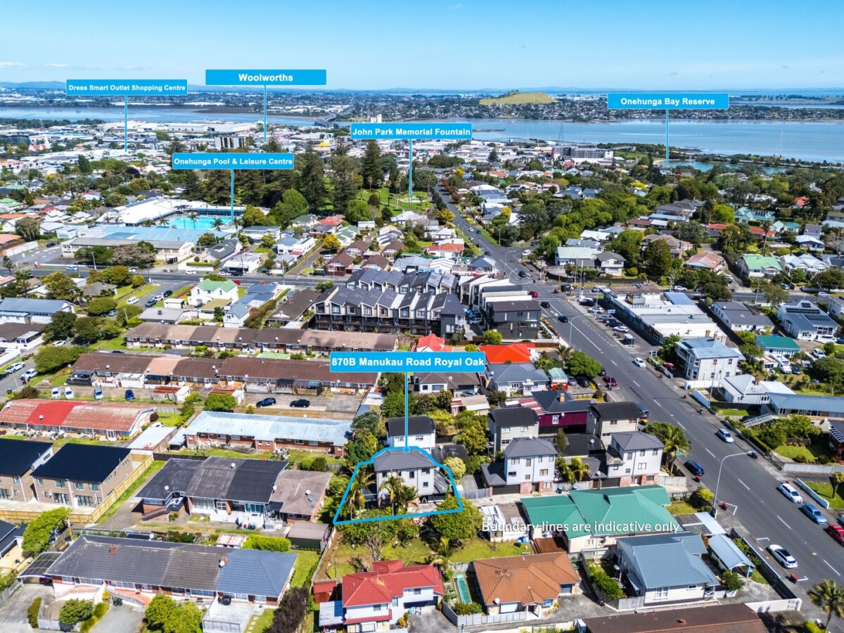 3 beds 3 baths home, walks to Dress Smart, Onehunga Mall, Royal Oak Mall, 870B Manukau Road, Royal Oak, Auckland