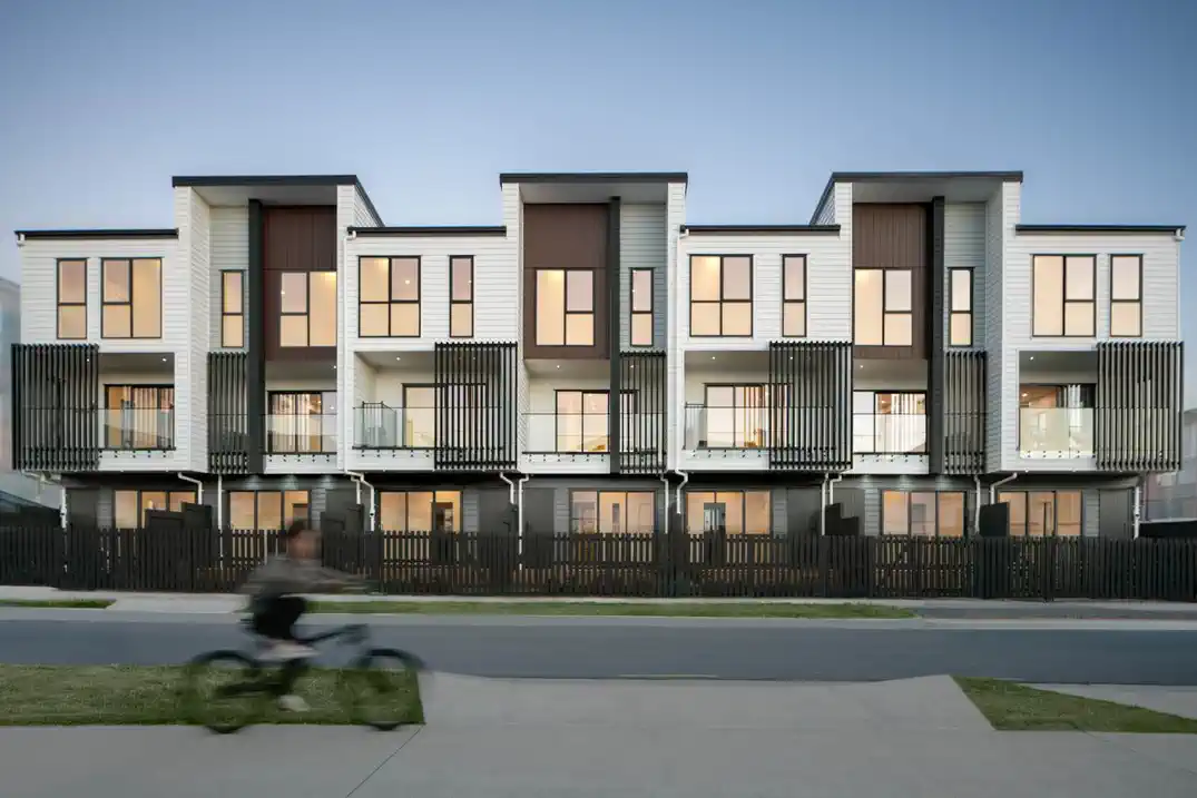 Affordable brandnew 3 beds 3 baths home, Just Steps from Scott Point School, 3A Coast Garden Drive, Hobsonville, Auckland