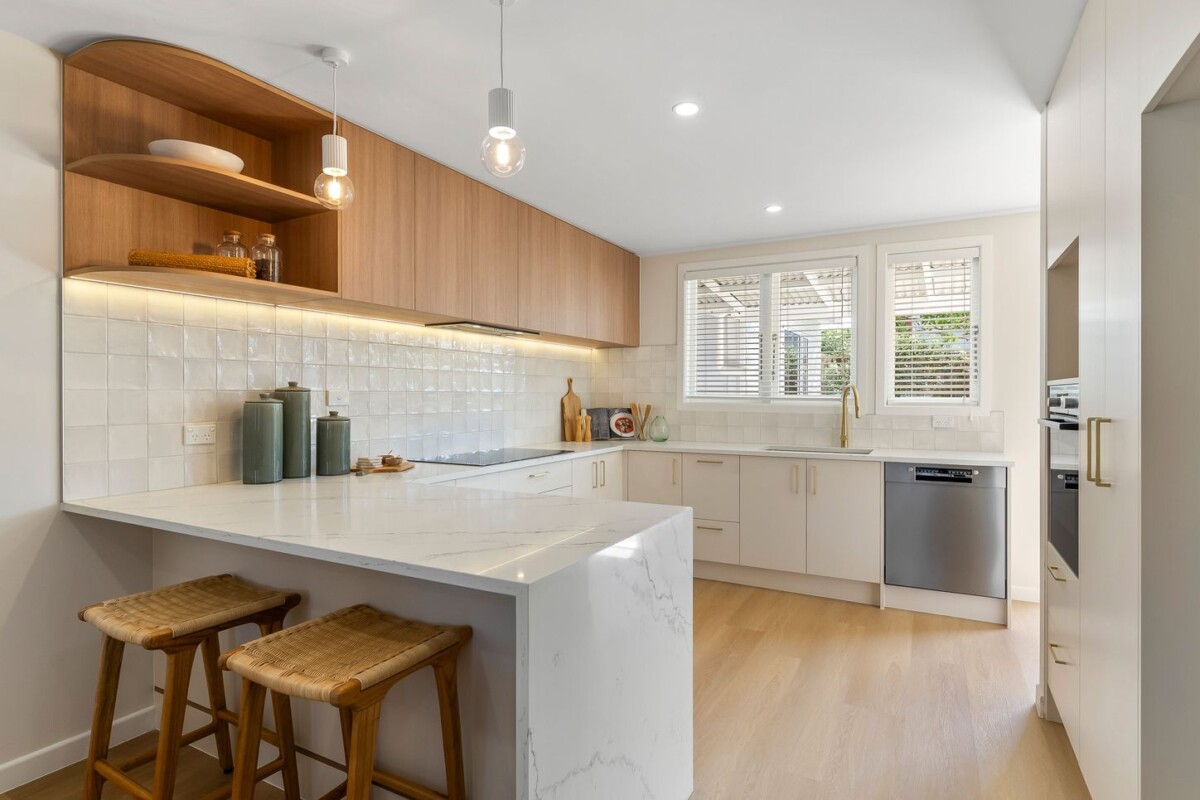 Restored 4 beds villa, in the heart of Onehunga, 14 Inkerman Street, Onehunga, Auckland