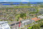 For rent, 2 bed 1 bath apartment, Available from 19th of Jan-26, 19/11 Carlos Drive, Flat Bush, Auckland