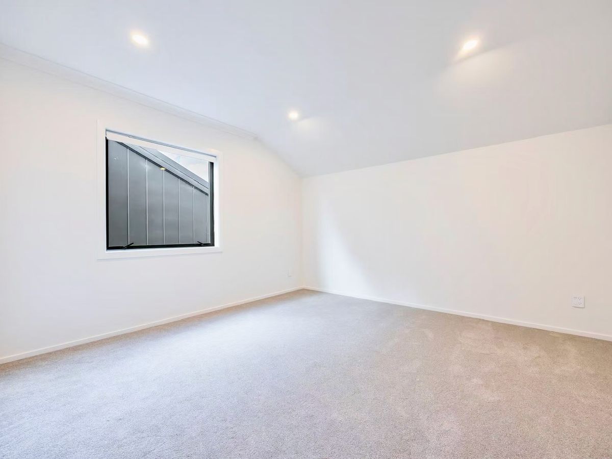 For rent, 4 beds 2 baths house, Available Now, 13 Murray Grey Lane, Karaka, Auckland