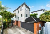 3 beds 3 baths home, walks to Dress Smart, Onehunga Mall, Royal Oak Mall, 870B Manukau Road, Royal Oak, Auckland