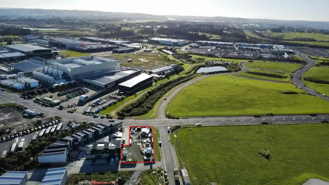 1055m² land in Business Mix Use Zone, With RC for 8-level, 30m-high development ( 4 Commercial Units , 43 Apartments , Car Parks and Ancillary Space ), 6 Spring Garden Avenue, Westgate, Auckland