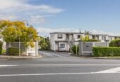 Affordable 1 bed 1 bath 1 parking single-level apartment, in Grange Complex, 82/92 Bush Road, Albany, Auckland