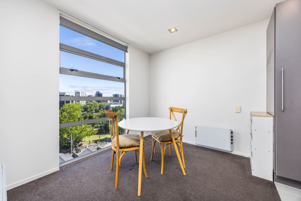 Auckland Grammar School Zone, Under $110K, Leasehold 2 beds 1 bath 2 car parks apartment, 6C/36 Liverpool Street, Auckland Central, Auckland