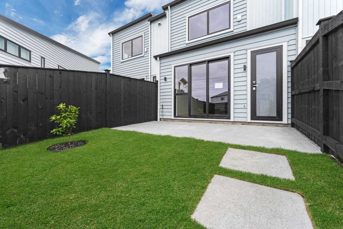 Christmas Special- Brand New 4 bedrooms home-Must Be Sold, 133-137 Bremner Road, Karaka, Auckland