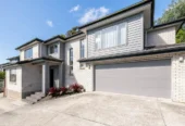 Walk to Rangitoto College, minutes to Albany Mall, 5 beds house on 527m² section, 39 Mulroy Place, Pinehill, Auckland