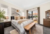 Dual-living, flexible 3+2, 5 beds house on 364m2 section, 8 Lavey Road, Flat Bush, Auckland