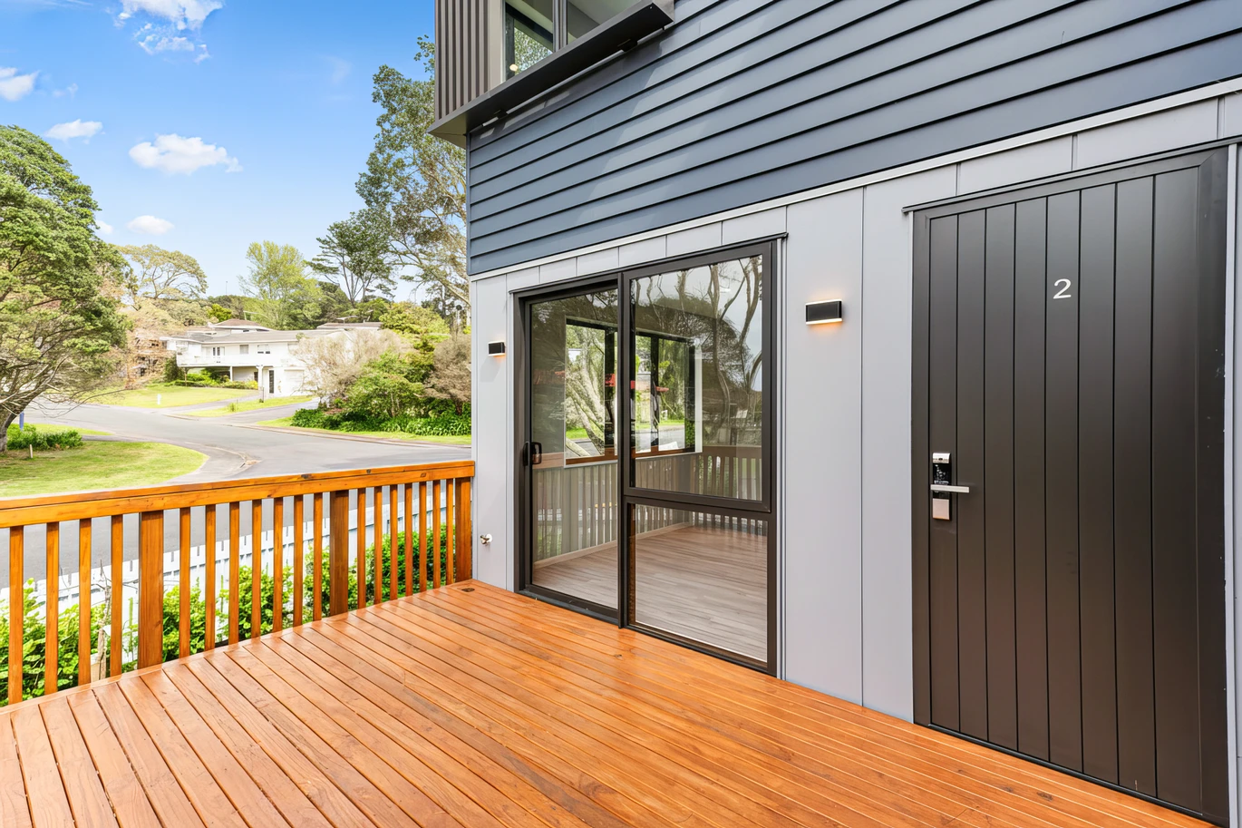 DoubleWestlake school zone, move-in ready, brandnew standalone 4 beds home, 2 Kama Place, Sunnynook, Auckland