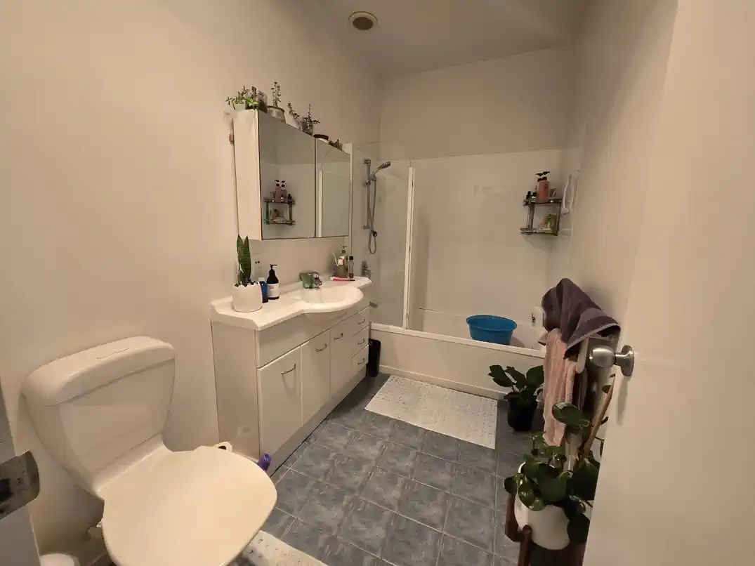 For rent, Water Included, 4 beds 2 baths, Available from 13th December, 8/167 Whitney Street, Blockhouse Bay, Auckland