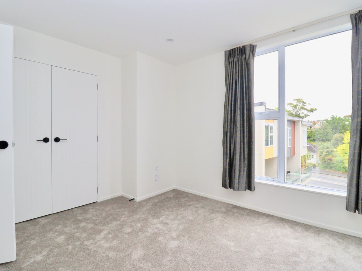For rent, 3 beds 3 baths townhouse, Available Now, 9 / 667 Great North Road, Grey Lynn, Auckland