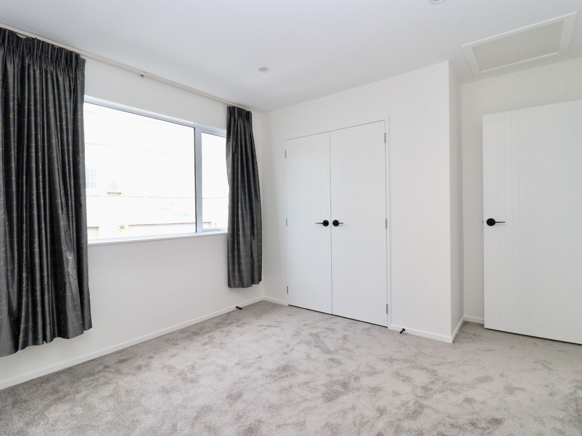 For rent, 3 beds 3 baths townhouse, Available Now, 9 / 667 Great North Road, Grey Lynn, Auckland