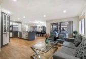 Brick and Tile 4 bedrooms house on 548 m2 section, Pergola, walks to schools, 7 Chard Place, Flat Bush, Auckland