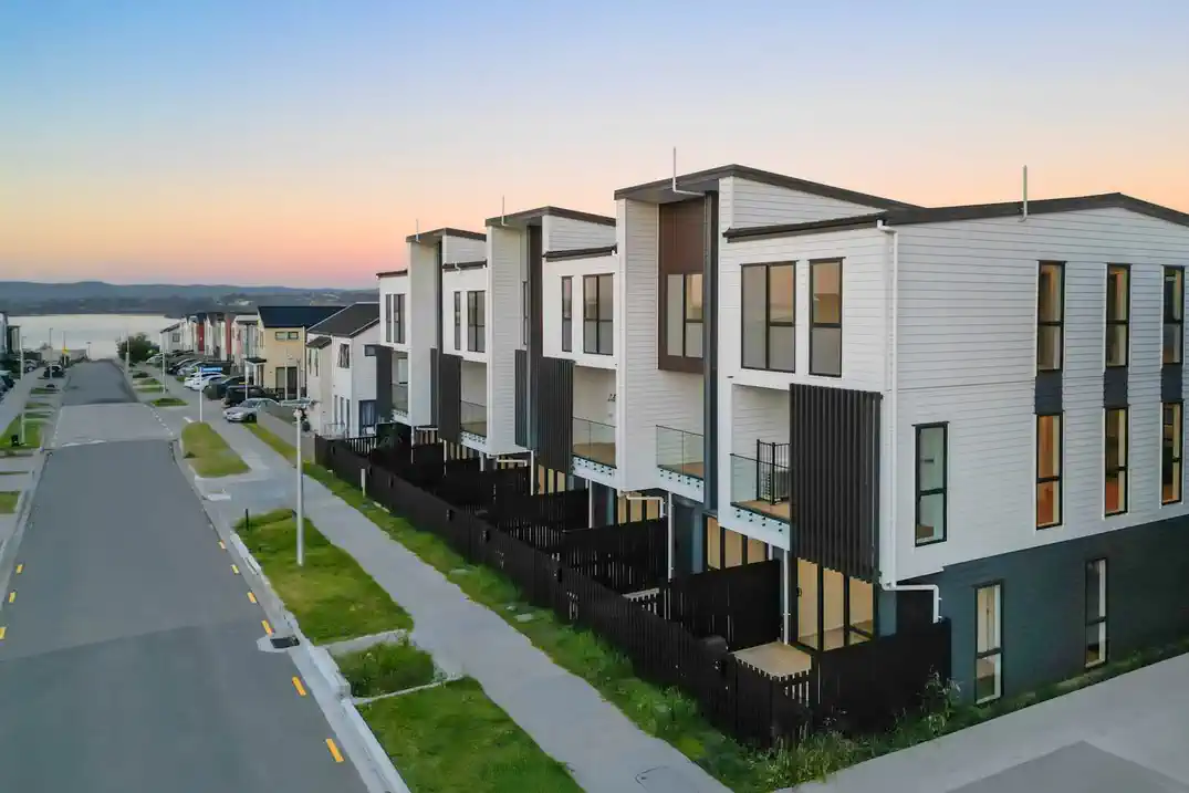Affordable brandnew 3 beds 3 baths home, Just Steps from Scott Point School, 3A Coast Garden Drive, Hobsonville, Auckland