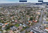 6 beds (4+2) house on 1105m2, walks to Lynn Mall, Zoned Residential – Terrace Housing and Apartment Building, 3199 Great North Road, New Lynn, Auckland