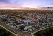 For rent, 4 beds 3.5 baths house, Available from December 12, 68 Castlebane Road, Flat Bush, Auckland