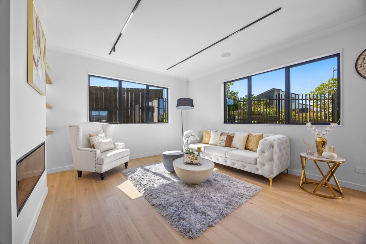 Brandnew 6 beds Corner Dual-Kitchen with Self-Contained 2-Bedroom, 2 Laurel Drive, Karaka, Auckland