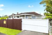 3 beds house on 736m2 section, with 2 beds sleepout, 3 Glen Marine Parade, Glendene, , Auckland