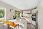 For rent, 3 beds 2 baths house, available 5th December, 1 Ardagh Place, Dannemora, Auckland
