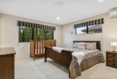 For rent, 5 beds 3 baths house, available 13th December, 65 Skelligs Drive, Flat Bush, Auckland