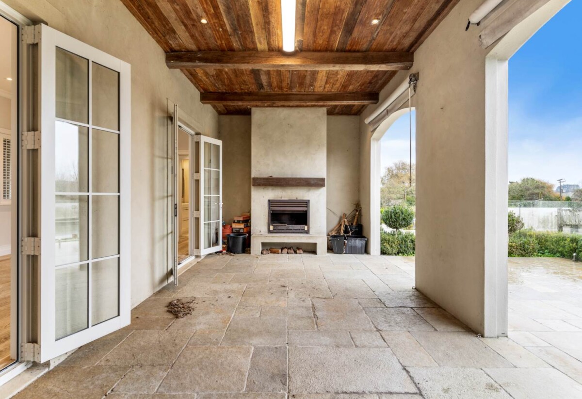 3 beds lifestyle house on 3.348ha land, approx 250 meters away from the Dairy Flat School, 1252 Dairy Flat Highway, Dairy Flat, Auckland