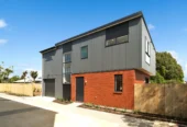 Make an offer, Vendor Says Sell, move-in ready, brandnew freehold 4 beds home, walks to schools, 12-month defect warranty + 10-year Master Build Guarantee, 7B Hilton Place, Wai O Taiki Bay, Auckland