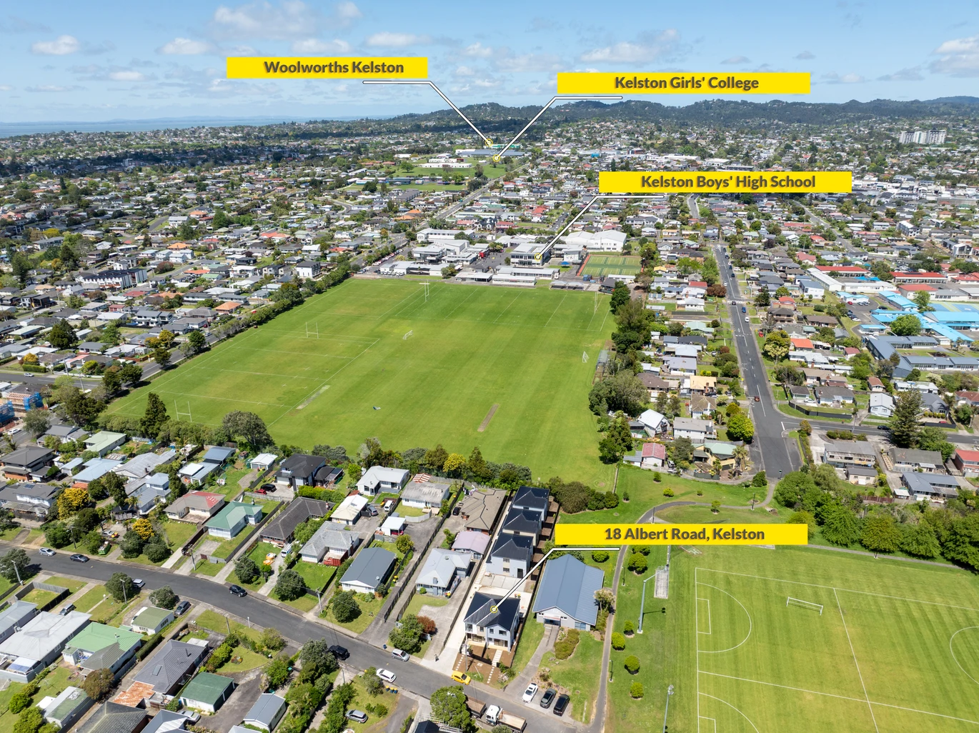 Brandnew, Smart Layout Parkside 3 beds 2 baths home with car park, moments from shopping centres, 7/18 Albert Road, Kelston, Auckland