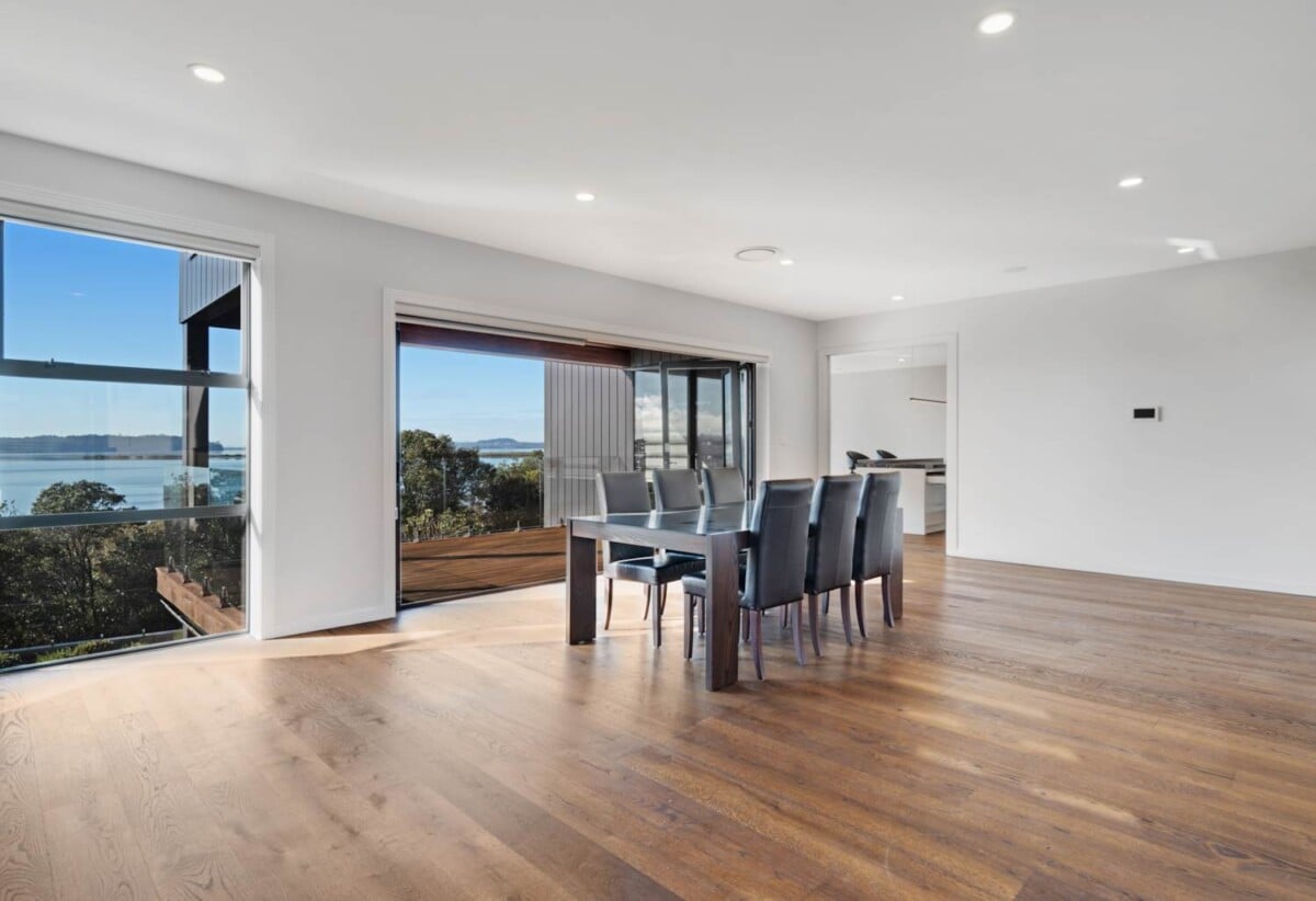 5 beds 5.5 baths house on 707m² section, Panoramic Seaview, a triple garage and a private heated pool, Constructed from polished concrete blocks and aluminum, 66 Seacrest Drive, West Harbour, Auckland