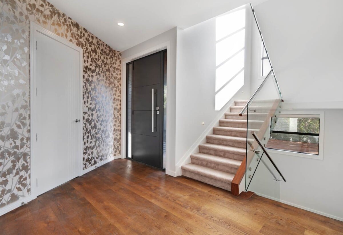 5 beds 5.5 baths house on 707m² section, Panoramic Seaview, a triple garage and a private heated pool, Constructed from polished concrete blocks and aluminum, 66 Seacrest Drive, West Harbour, Auckland