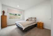 6 beds lifestyle house on 7370m² land, a media room, a swimming pool, and a pool house with a toilet. a 2 beds minor dwelling, a large 8 x 8m workshop, 7 Pineview Lane, Helensville, Auckland