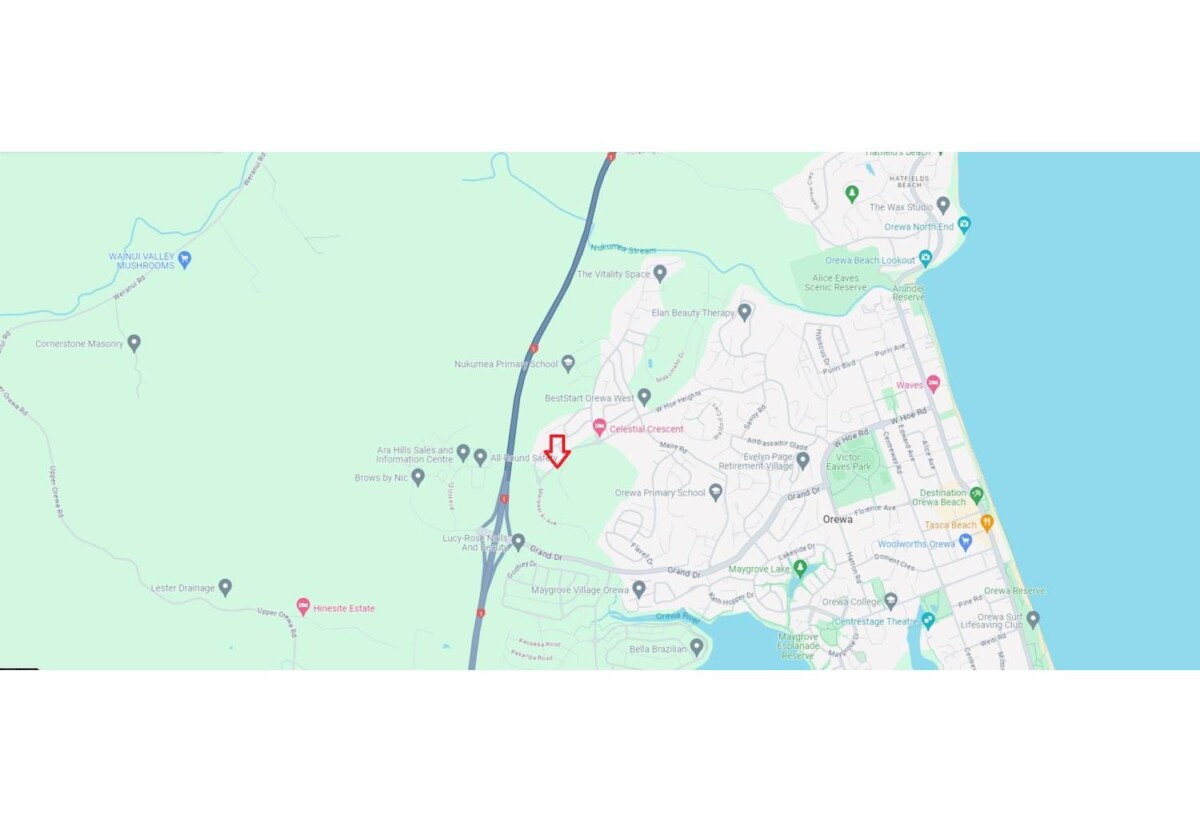 Sea views, 6 beds house on 1.0025ha land, Recently re-zoned under the Unitary Plan, it is ripe for subdivision, 240 West Hoe Heights, Orewa, Auckland