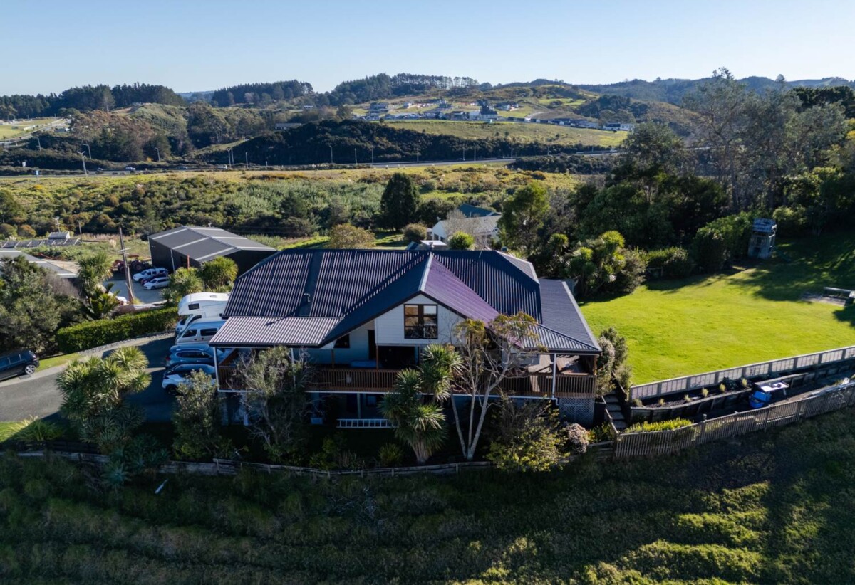 Sea views, 5 beds house on 1.0115ha section, Recently re-zoned under the Unitary Plan, it is ripe for subdivision, 248 West Hoe Heights, Orewa, Auckland