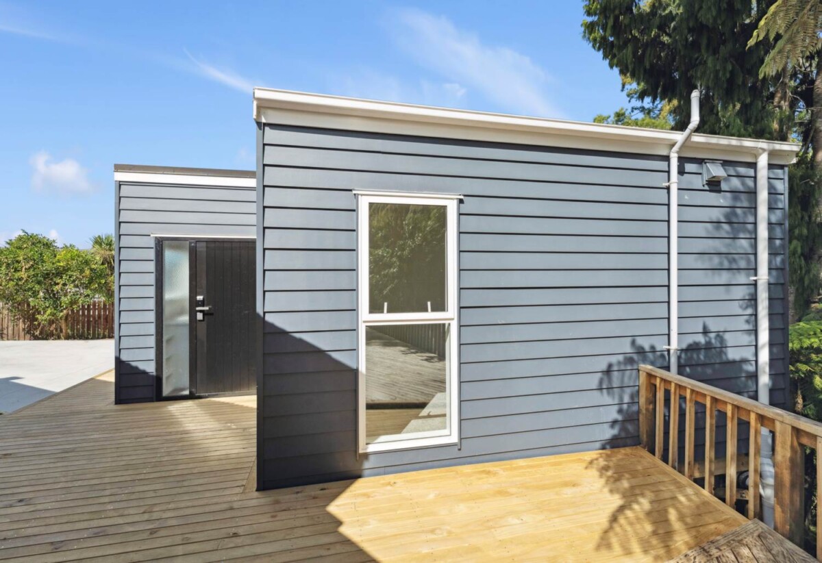 Ignore CV – Must Sell Before Christmas, Renovated 4 beds house on 1151m² section, 3 beds home + 1 bed sleepout, 36 Don Buck Road, Massey, Auckland