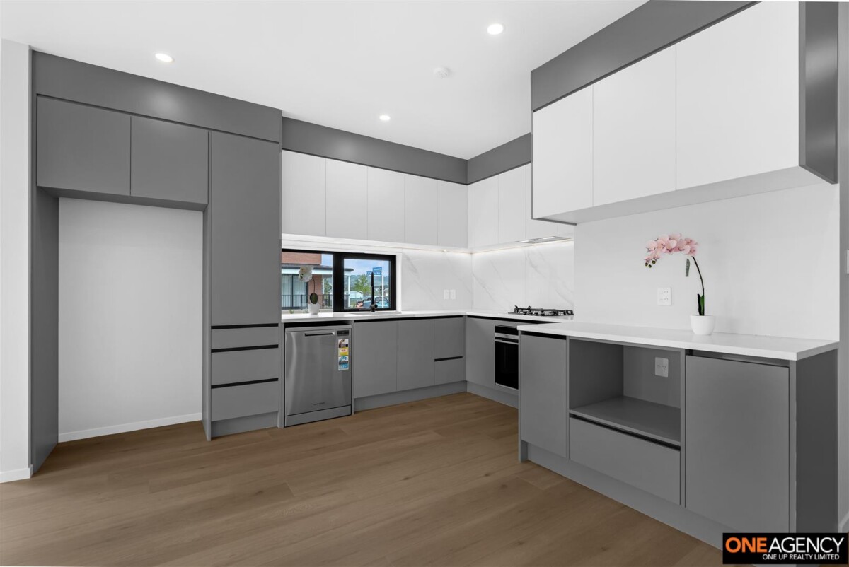 10 Year Master Build Guarantee, Brand New 4 Beds Corner Home, 18 Waimarie Drive, Drury, Auckland