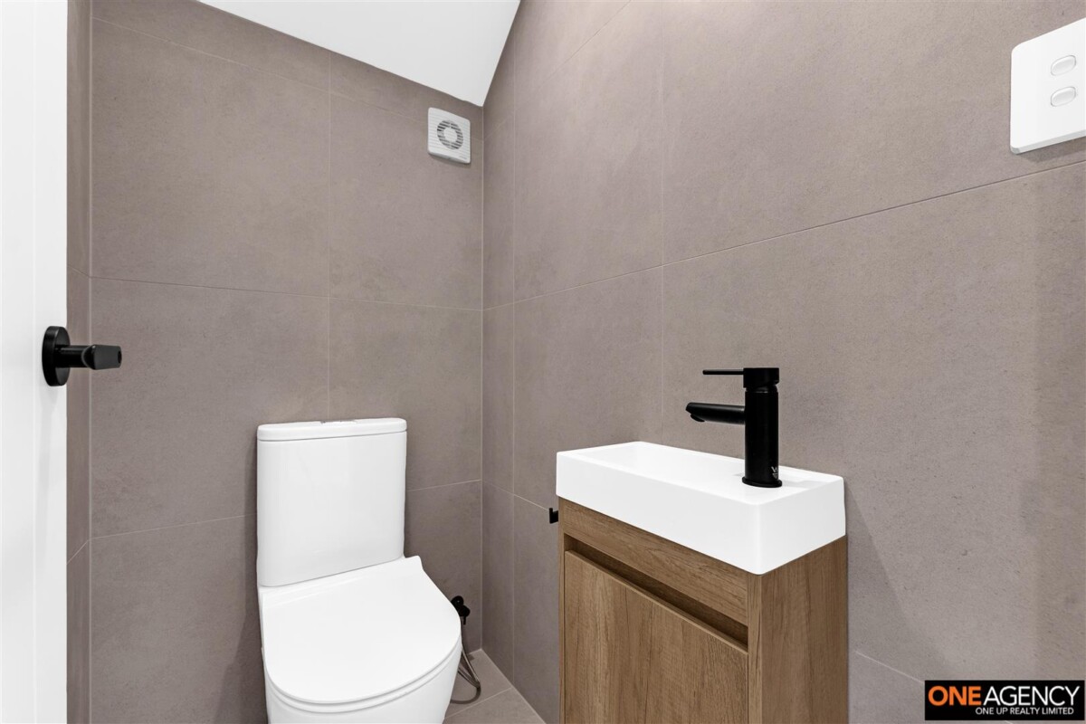 10 Year Master Build Guarantee, Brand New 4 Beds Corner Home, 18 Waimarie Drive, Drury, Auckland