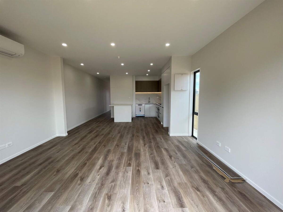 Brandnew 4 beds home, Big deck, 13 Waimarie Drive, Drury, Auckland