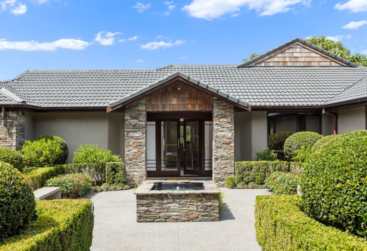 Home & Income Paradise with Subdivision Potential, Coatesville School zone, 6 beds lifestyle houses on 3.3400ha land, 4 beds main home, 2 beds minor dwelling, 41 Berenice Lane, Coatesville, Auckland