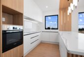 Motivated vendor, sea views, brandnew 6 beds (4+2) house on 356m² section, walk to Te Atatu village centre shops, supermarket, 7A Fairlea Road, Te Atatu South, Auckland