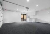 Motivated vendor, sea views, brandnew 6 beds (4+2) house on 356m² section, walk to Te Atatu village centre shops, supermarket, 7A Fairlea Road, Te Atatu South, Auckland