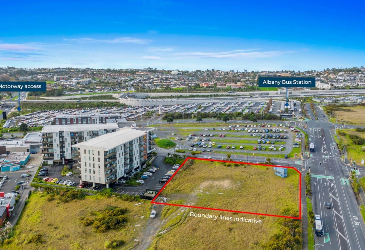 3698m² land in Albany Metro Centre, RC for GFA of 49314m2 gross floor area including 220 luxurious apartments, 318 total car parks, 066 m2 commercial space, 818 m2 storage space, 1 Kaipiho Lane, Albany, Auckland