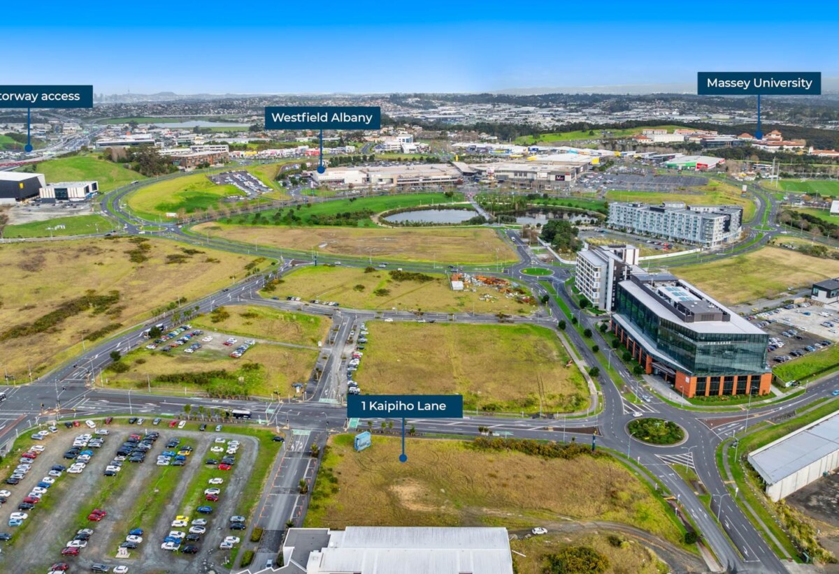 3698m² land in Albany Metro Centre, RC for GFA of 49314m2 gross floor area including 220 luxurious apartments, 318 total car parks, 066 m2 commercial space, 818 m2 storage space, 1 Kaipiho Lane, Albany, Auckland