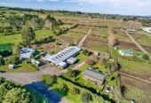 2.7704ha land, just recently rezoned to MHU and ready for development, 4 beds house, 3 beds cottage, 1 bed flat, 27 Royal Doulton Drive, Pukekohe, Auckland