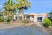 2.7704ha land, just recently rezoned to MHU and ready for development, 4 beds house, 3 beds cottage, 1 bed flat, 27 Royal Doulton Drive, Pukekohe, Auckland