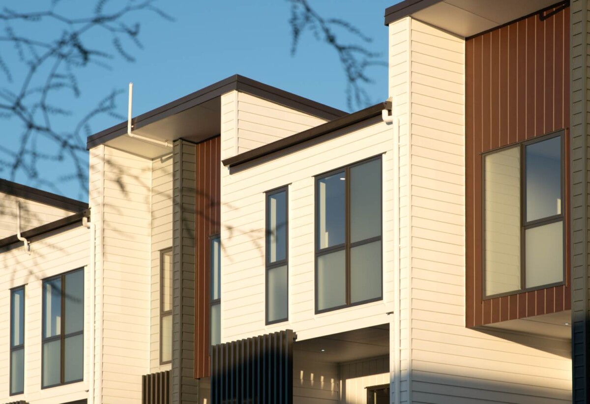 Brandnew 3 beds 3 baths plus study home, 2/10 Scott Road, Hobsonville, Auckland