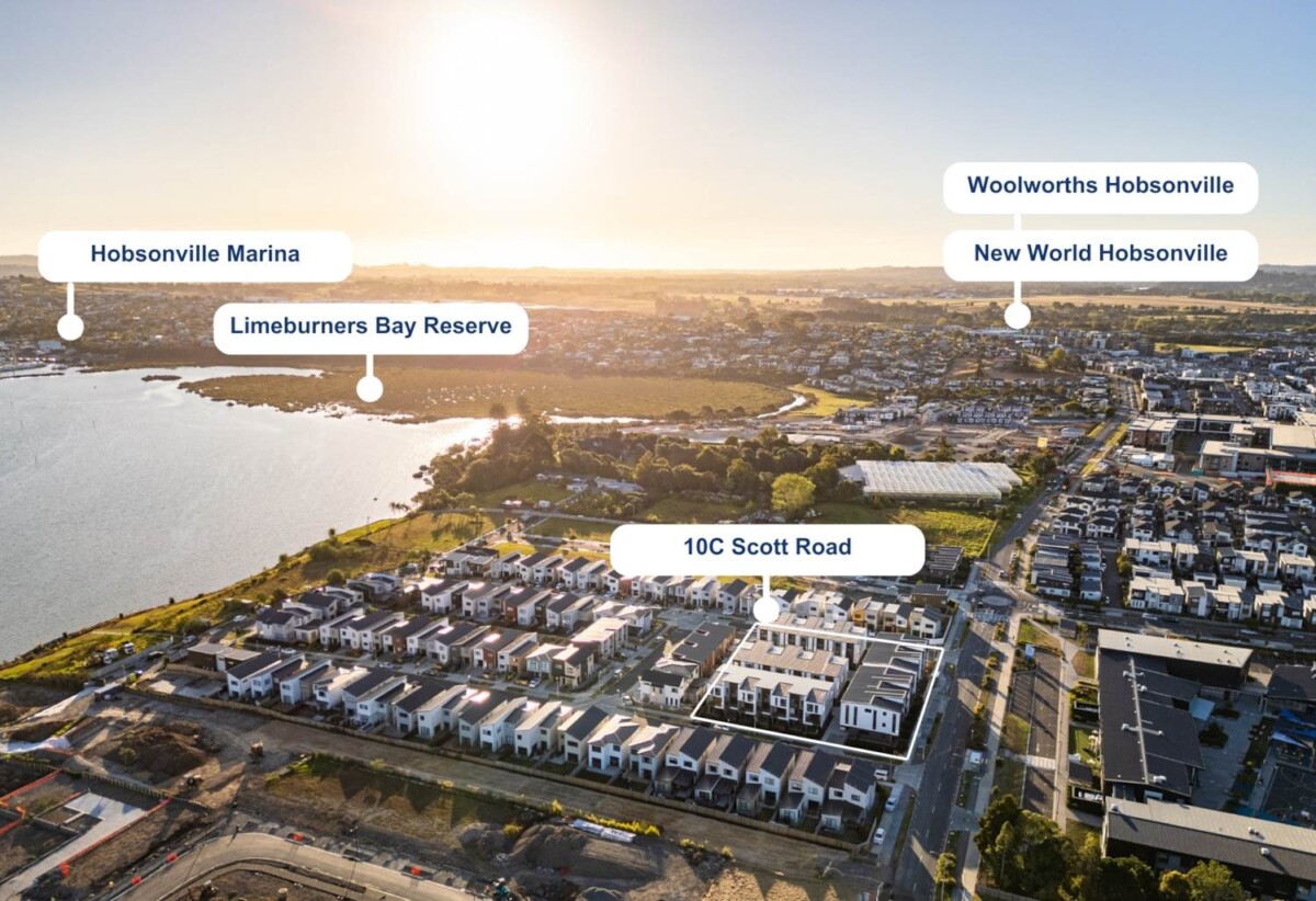Brandnew affordable 4 beds home, Opposite Scott Point School, 3/10 Scott Road, Hobsonville, Auckland