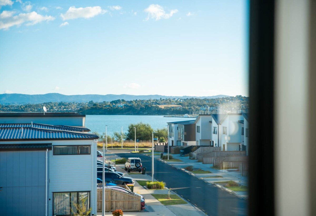 Brandnew affordable 4 beds home, Opposite Scott Point School, 5/10 Scott Road, Hobsonville, Auckland