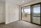 For rent, 3 beds 2 baths townhouse, new immigrants and WINZ ok, 3B Karihi Road , Drury, Auckland
