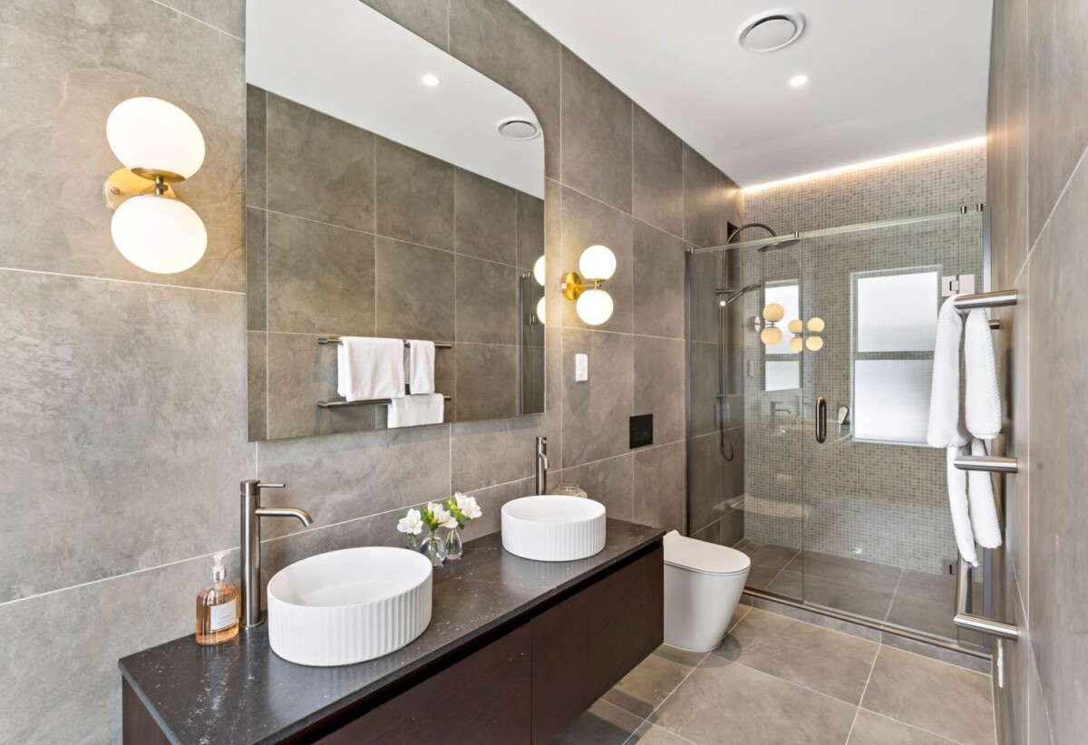 Double Grammar school zone, 5 beds house on 749m² section, 17 Norana Avenue, Remuera, Auckland