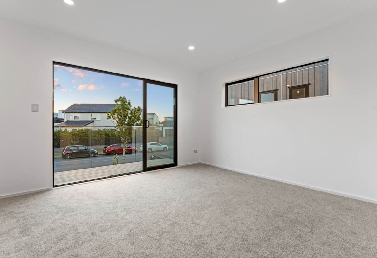 10-Year Master Build Guarantee, Prime Location, 5 beds 3.5 baths home, 38A Westgate Drive, Westgate, Auckland